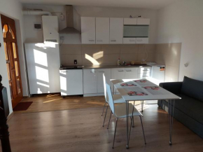 NoMi Rozelor Apartments